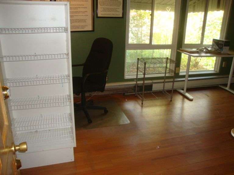 Contents of room-you choose what you want