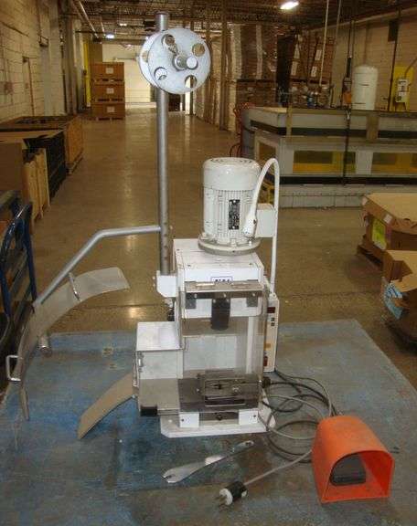 KM Electrical Terminal Crimping Machine, Model KM-802N, 2 ton range, 220V