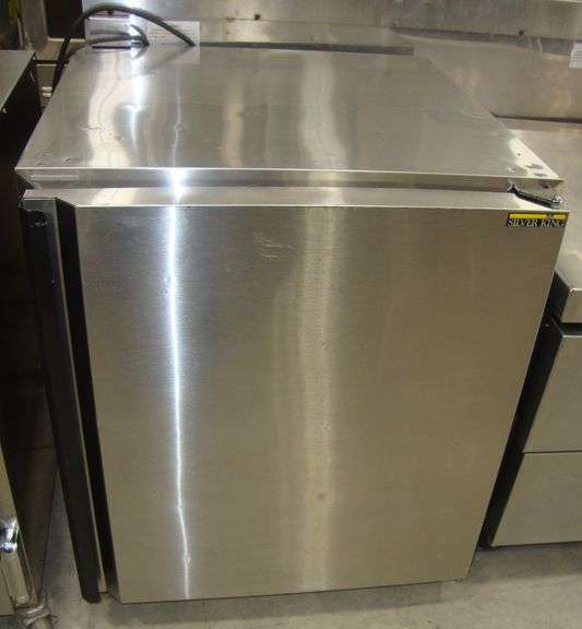 Silver King Undercounter Cooler on casters, like new, Model SKR27A/C10, NSF, approx. 27" x 30" x 35" tall, 120V   Runs & Cools