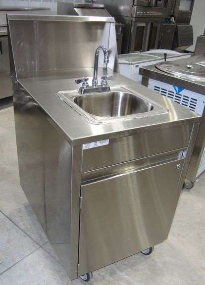 Qualserv Portable Sink with hot water heater in casters, Model WMSC24MS, ETL Rated, approx. 24" x 33" x 48" tall, 120V