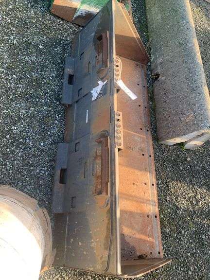 Bobcat Bucket 72" Skidsteer Attachment