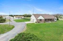 715 S Hawkins Ln, Goddard, KS 67052