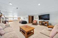 715 S Hawkins Ln, Goddard, KS 67052