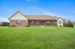 715 S Hawkins Ln, Goddard, KS 67052