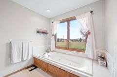 715 S Hawkins Ln, Goddard, KS 67052