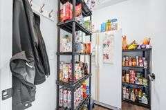 715 S Hawkins Ln, Goddard, KS 67052