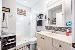 715 S Hawkins Ln, Goddard, KS 67052