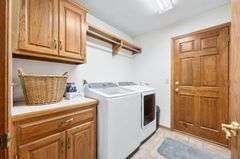 715 S Hawkins Ln, Goddard, KS 67052