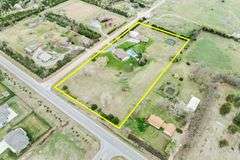 715 S Hawkins Ln, Goddard, KS 67052