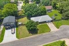 319 S Jonathan St, Maize, KS 67101