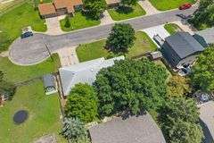 319 S Jonathan St, Maize, KS 67101