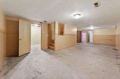 319 S Jonathan St, Maize, KS 67101
