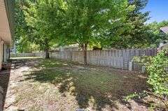 319 S Jonathan St, Maize, KS 67101