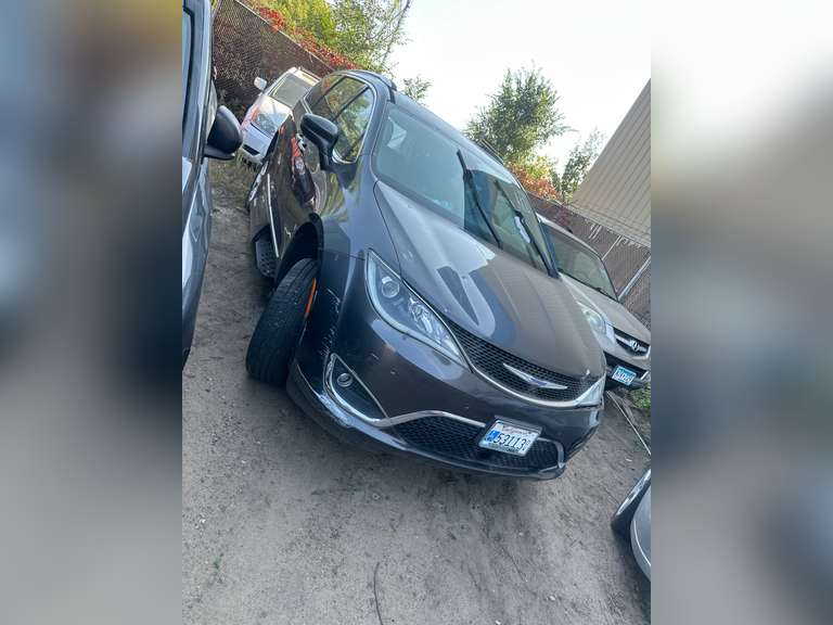 2018  CHRYSLER  Pacifica
