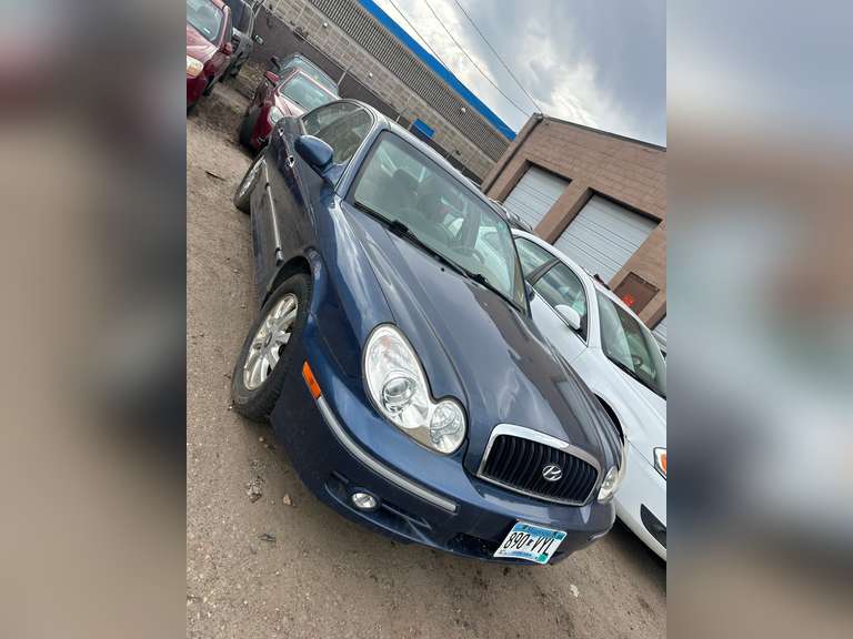 2004  HYUNDAI  Sonata