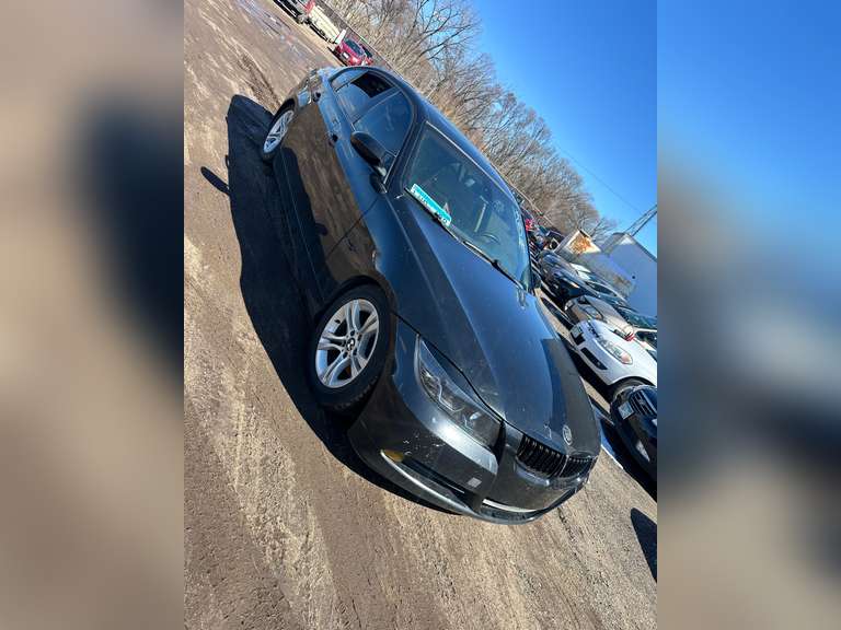 2006  BMW  325i