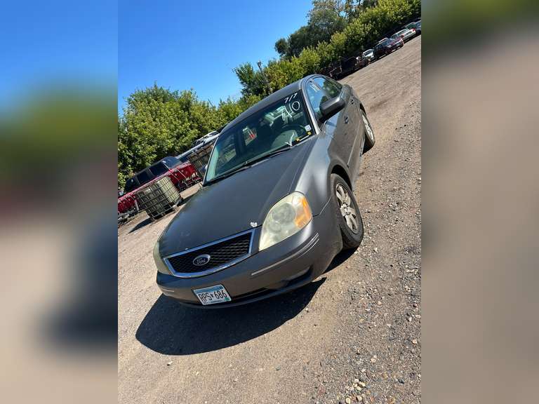 2005  FORD  Five Hundred