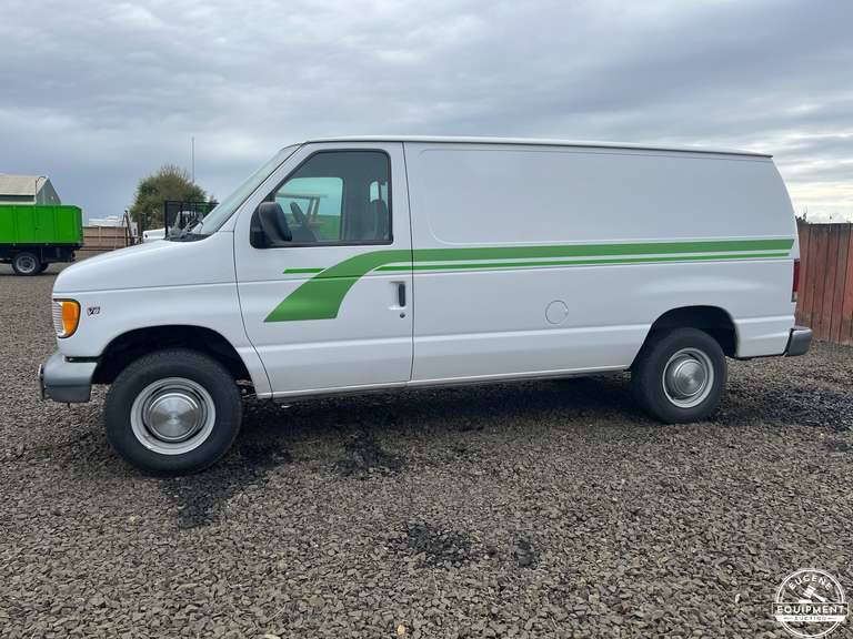 2002 Ford E250 Van