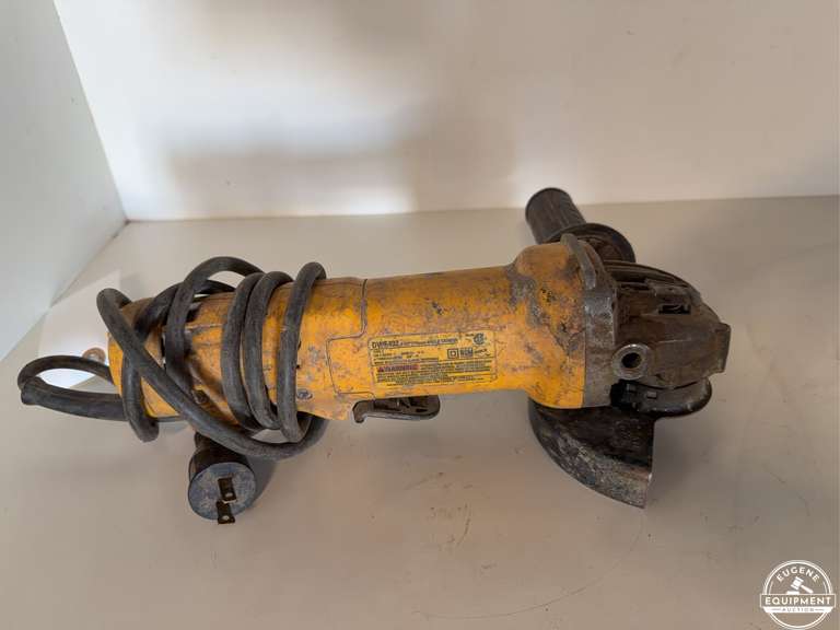 DeWalt 4.5" Electric Angle Grinder