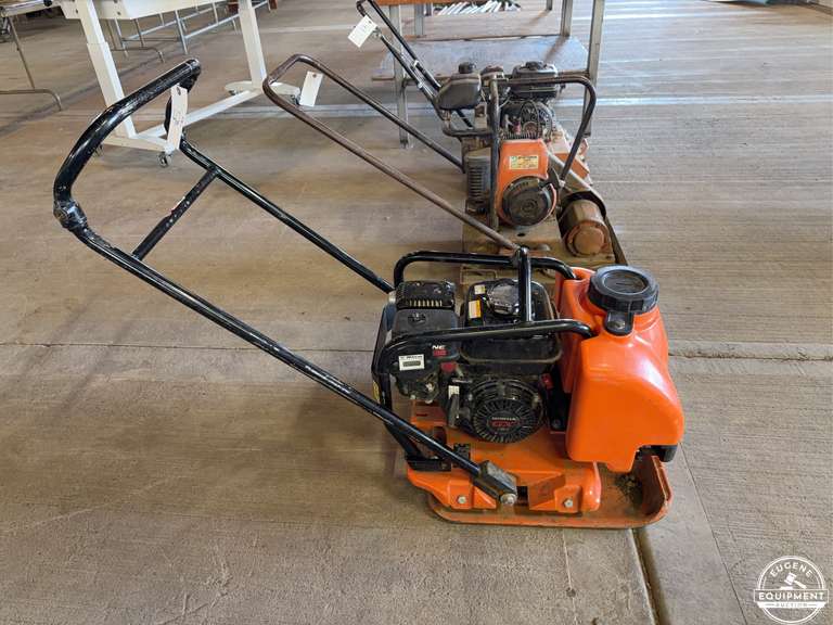 Mikasa Plate Compactor Gas Powered