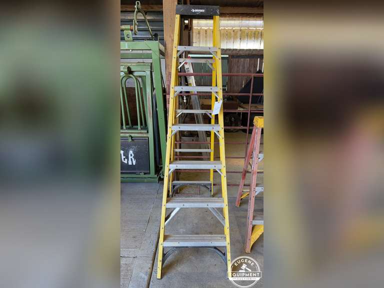 7' Step Ladder