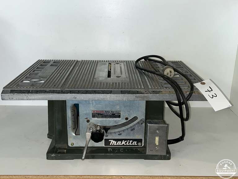 Makita Table Saw