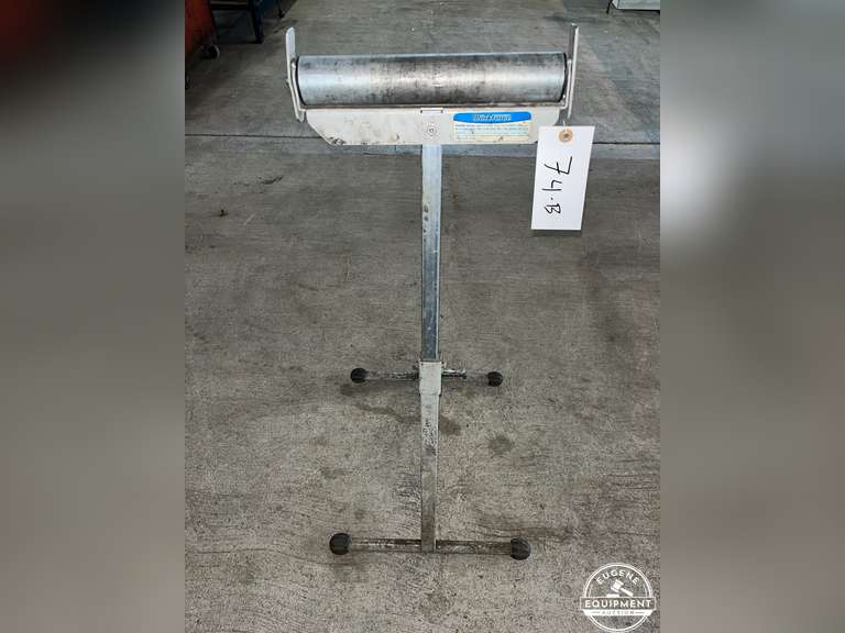 Roller Stand