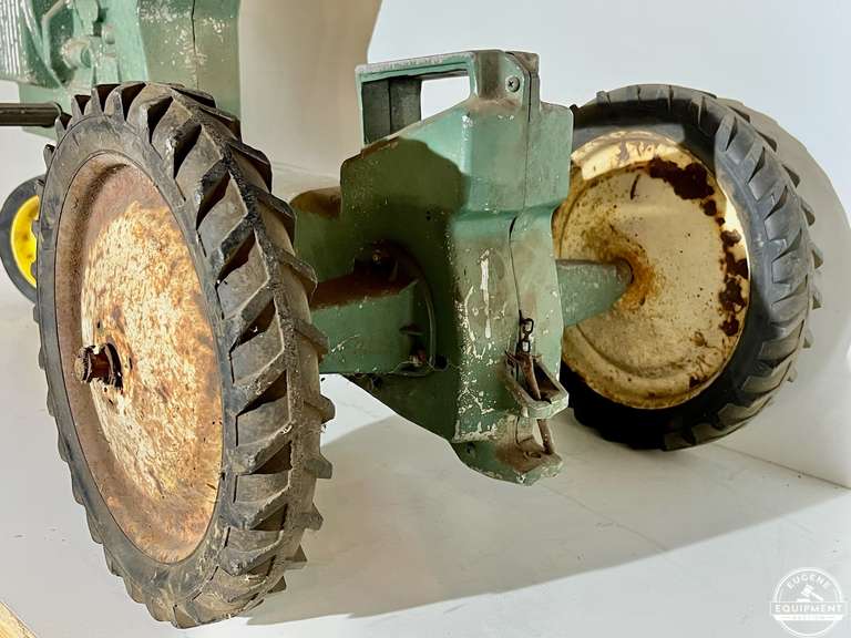 Antique John Deere Pedal Tractor