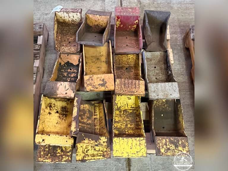Lot of 19 Tonka Metal Dump Boxes