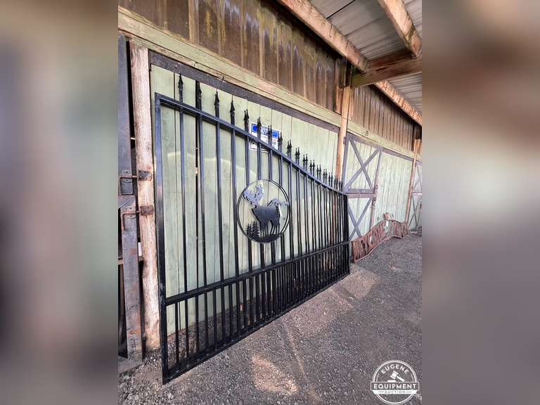 Set 16' Steel Entry Gates