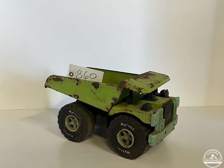 Nylint Dump Truck