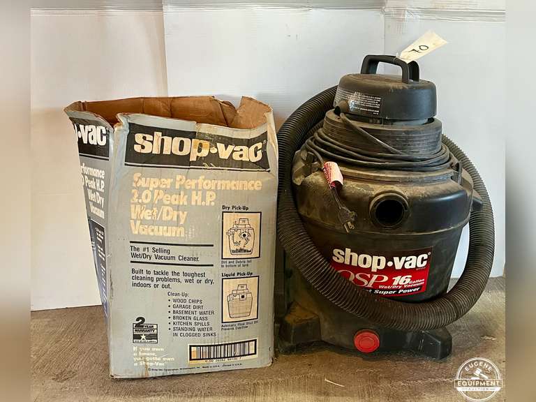 Shop Vac w/ Extra Hoses & Attachments
