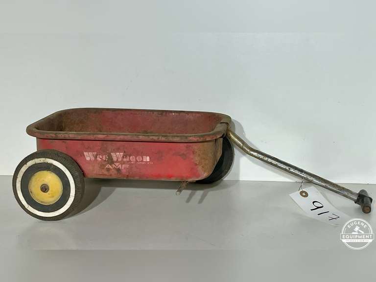 Small Wagon - Parts or Decor