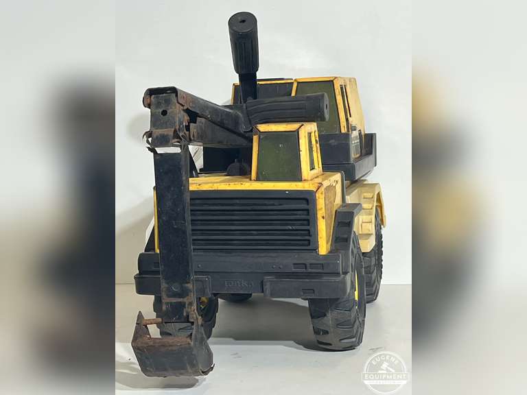 Tonka Wide Load Backhoe Truck