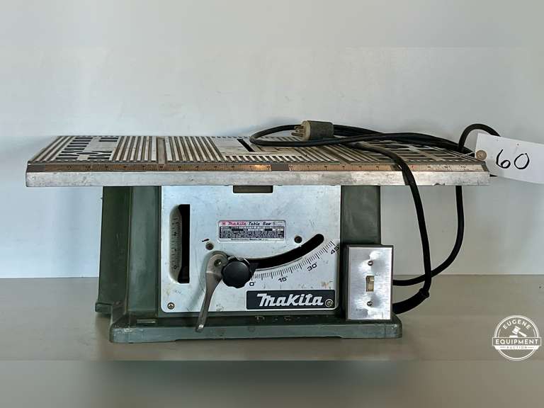 Makita Electric Table Saw
