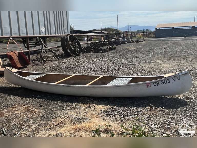16' Canoe