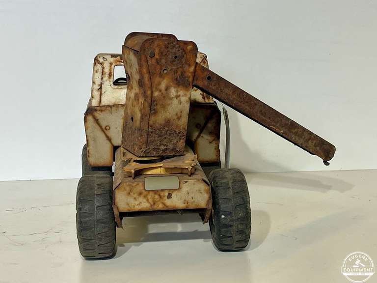 1970's Mighty Tonka Chevron Tow Truck