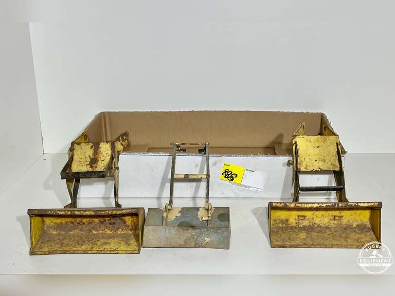 Vintage Loader & Bucket Attatchments