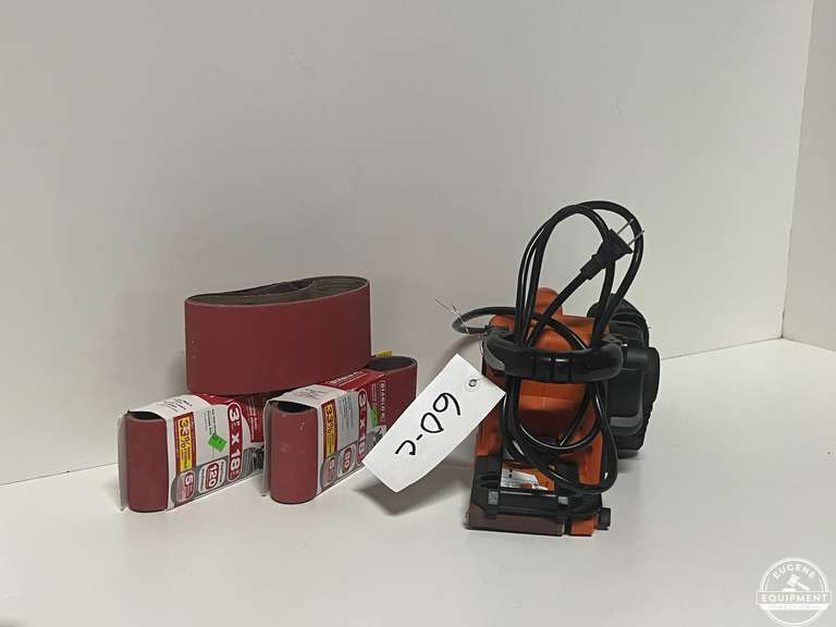 Black & Decker Electric Belt Sander & Extra Sand Paper