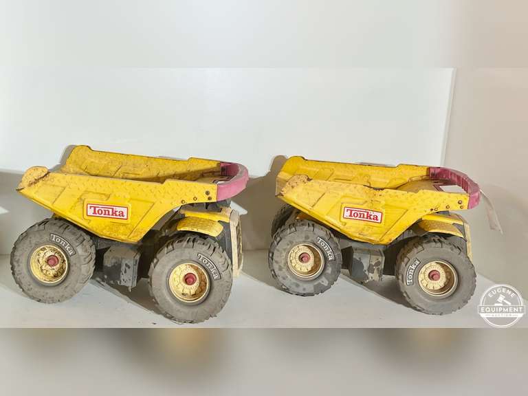 Tonka Tip Dump Trucks