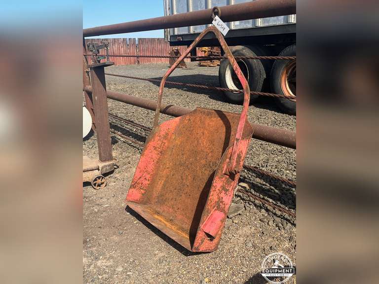 Antique Scoop