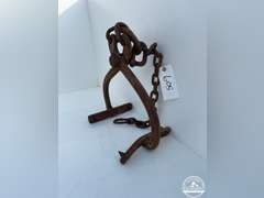 Lot of 3 Tongs