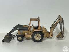 ERTL Die Cast International Harvester Loader Backhoe