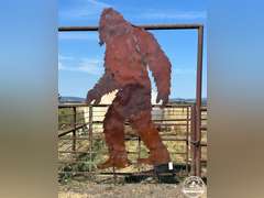 10' Tall Metal Big Foot