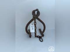 Lot of 3 Tongs