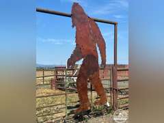 10' Tall Metal Big Foot
