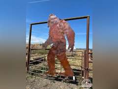 10' Tall Metal Big Foot