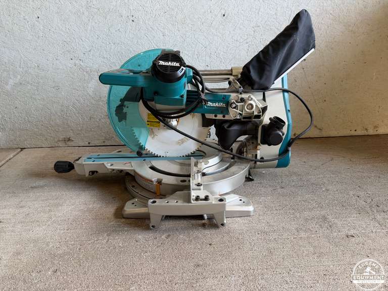 Makita Slide Saw