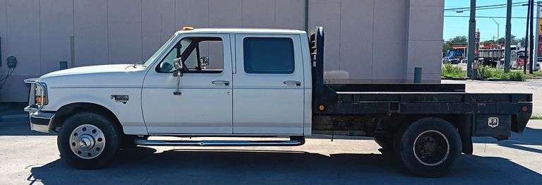 1996 Ford F350 Crew Cab XLT 7.3 Power Stroke Diesel Dually, Automatic Transmission,  PW, PL, AC, Runs & Drives