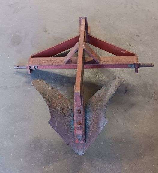 The Leinback Line 3 Point Single Bottom Plow